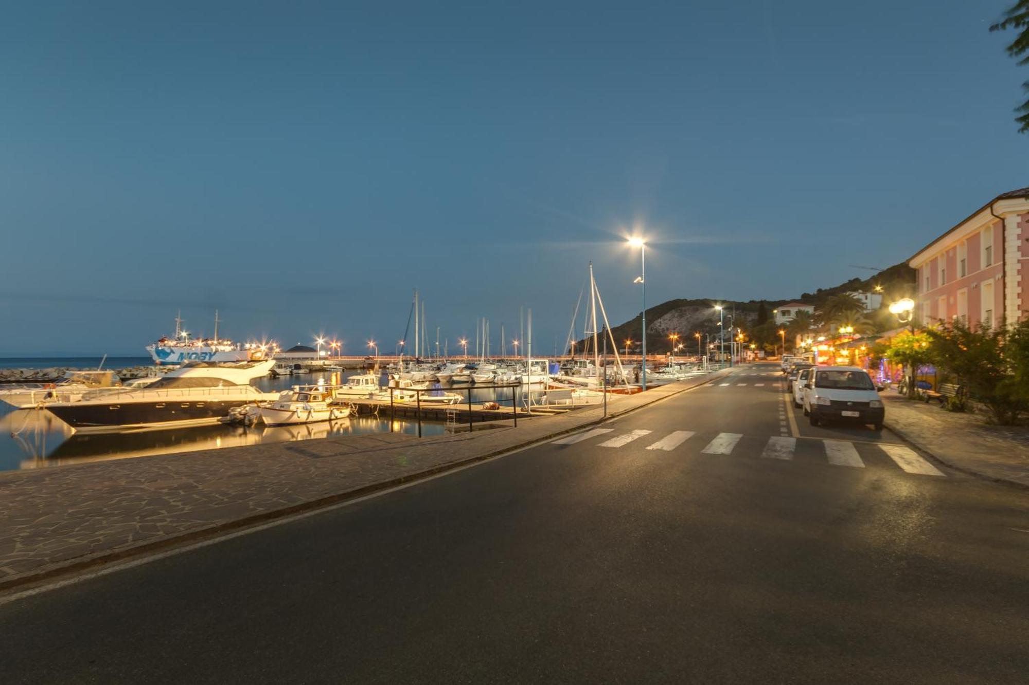 La Vecchia Scuola Apartment กาโว ภายนอก รูปภาพ