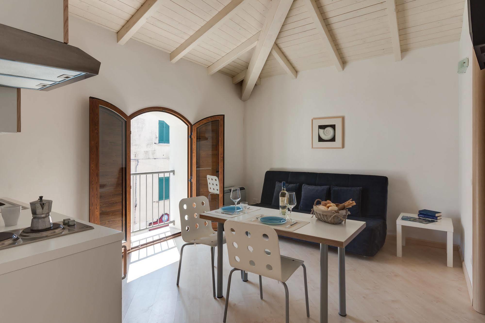 La Vecchia Scuola Apartment กาโว ภายนอก รูปภาพ