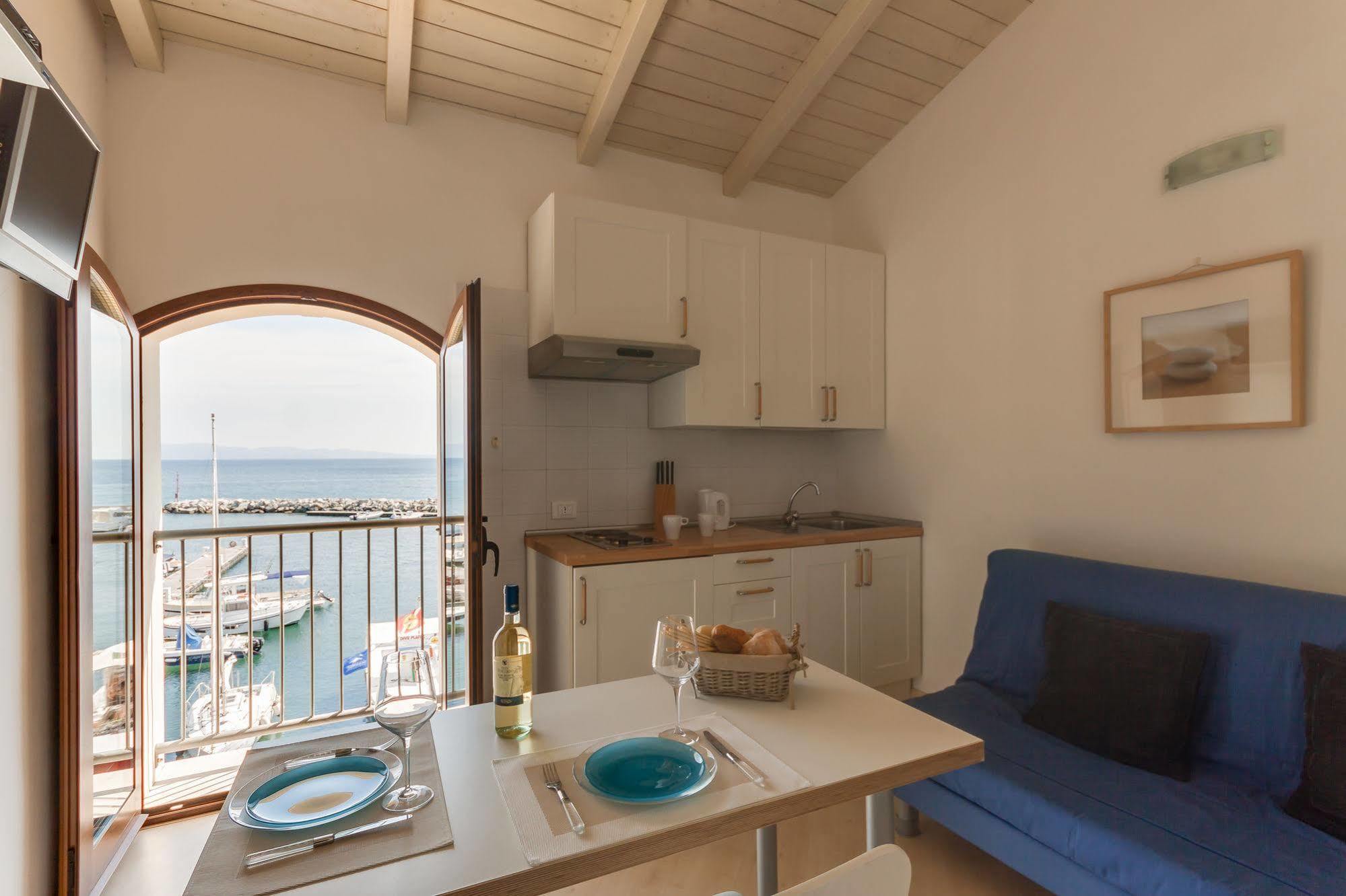La Vecchia Scuola Apartment กาโว ภายนอก รูปภาพ